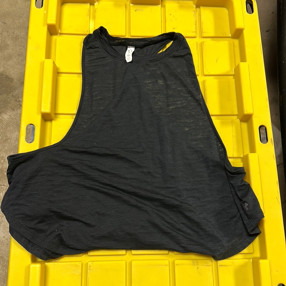 Under Armour work out top